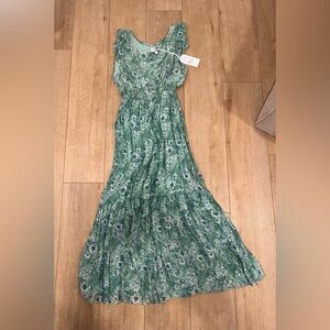 Chic Green Floral Maxi Dress